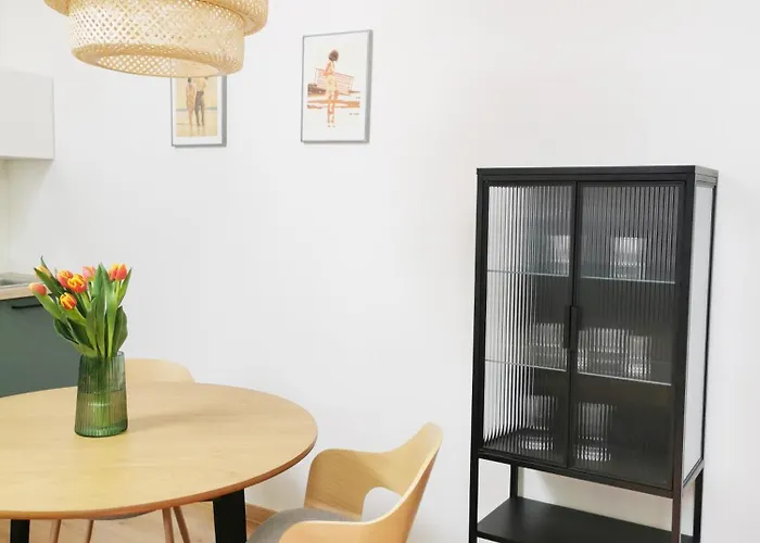 Atlas No2 With Free Parking And Ac